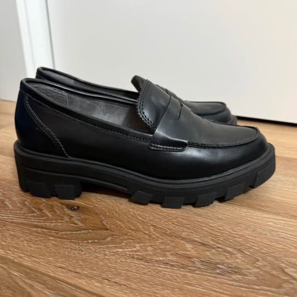 New Women’s Black Loafers, Chunky Loafers. Size 7